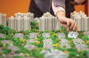 Vì sao thị trường đi xuống, bất động sản vẫn là kênh đầu tư hấp dẫn?