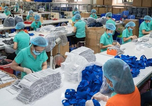 Khẩu trang 'lên ngôi' chất lượng ra sao?