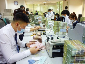 Tiềm ẩn rủi ro nợ xấu khi đổ vốn tín dụng vào bất động sản
